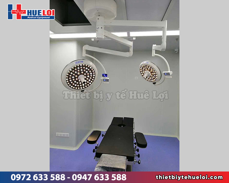 combo đèn phẫu thuật và bàn mổ