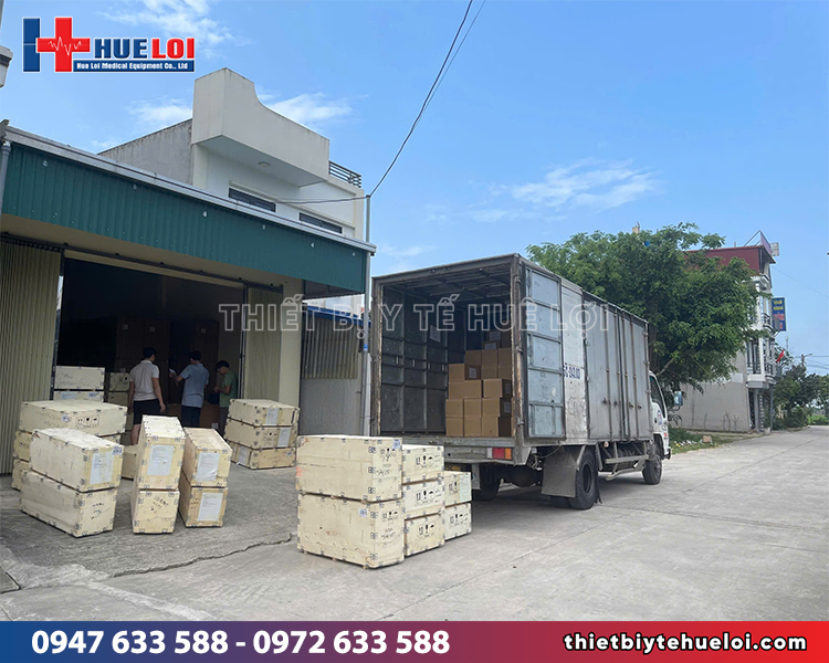 hàng đèn mổ huê lợi nhập số lượng lớn, giá tốt