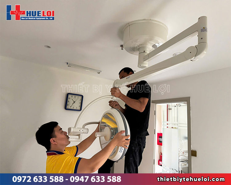 đèn mổ treo trần giá rẻ