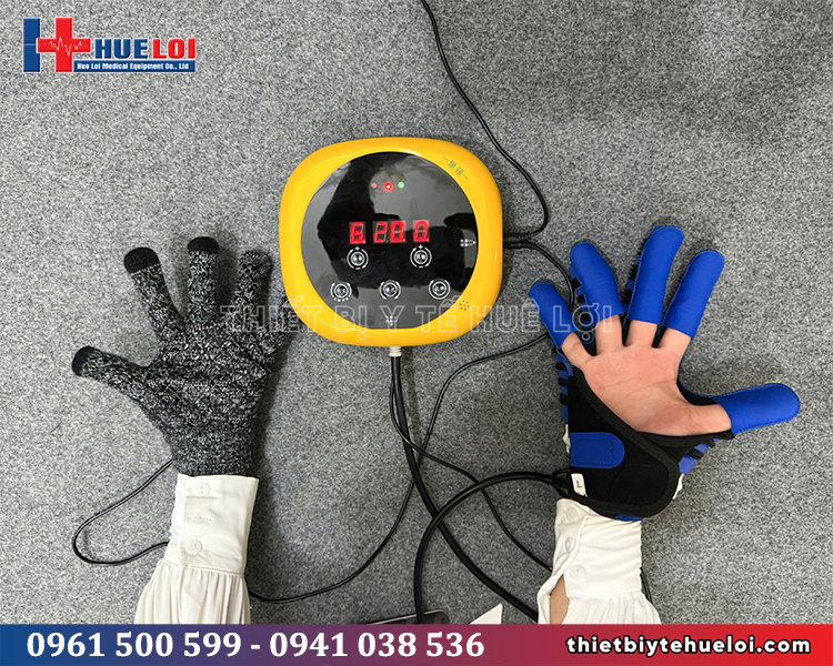 thiết bị tập phục hồi bàn tay cho người tai biến