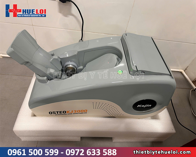 máy đo loãng xương cao cấp bàn giao cho phòng khám