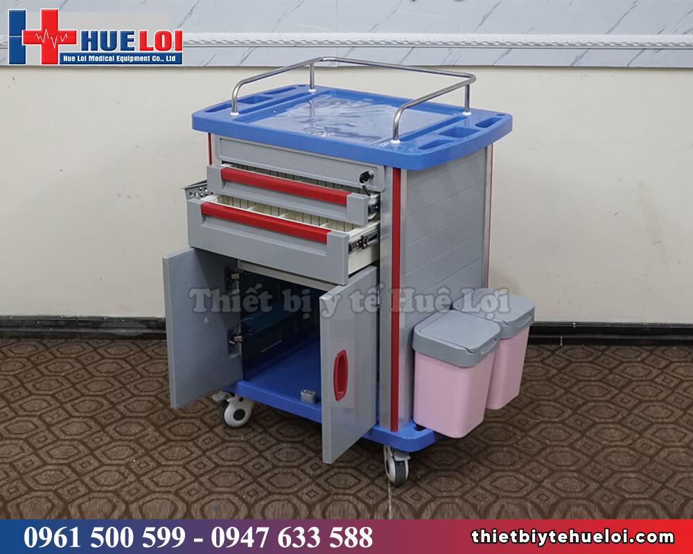 xe tiêm dùng trong bệnh viện