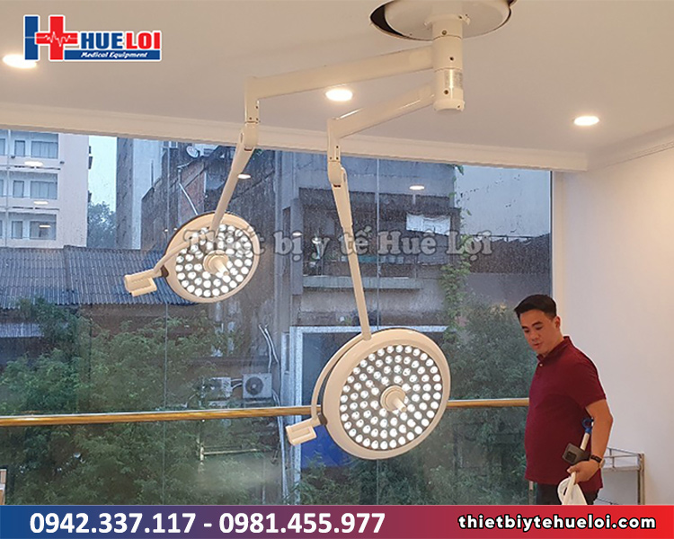 bàn giao đèn mổ